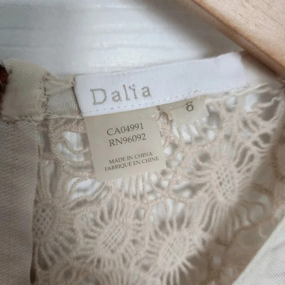 Dalia  Womens Dress Sleevless Lace Zipper on Back Lined Size 8 M - Picture 5 of 8